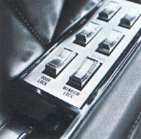 1968 Continental Mark III power windows