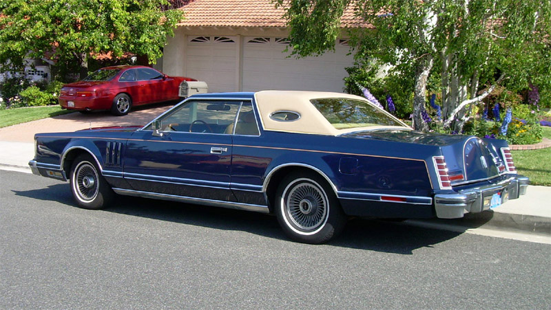 1977 Continental Mark V Bill Blass w/Landau vinyl roof 