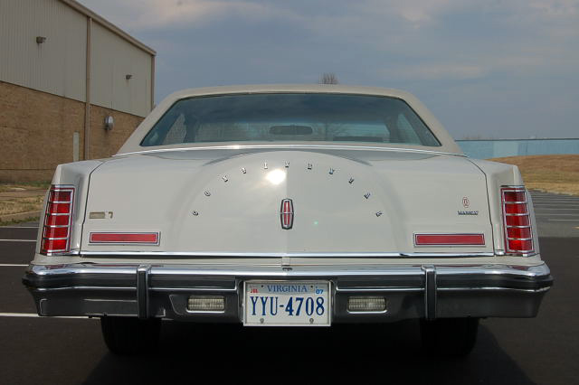 1977 Continental Mark V Cartier w/Cartier logotype on decklid