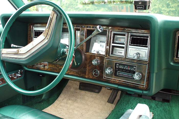 1977 Continental Mark V Givenchy instrument panel in dark jade