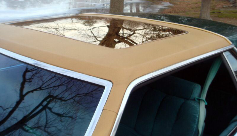 1978 Continental Mark V Givenchy w/optional Moonroof 