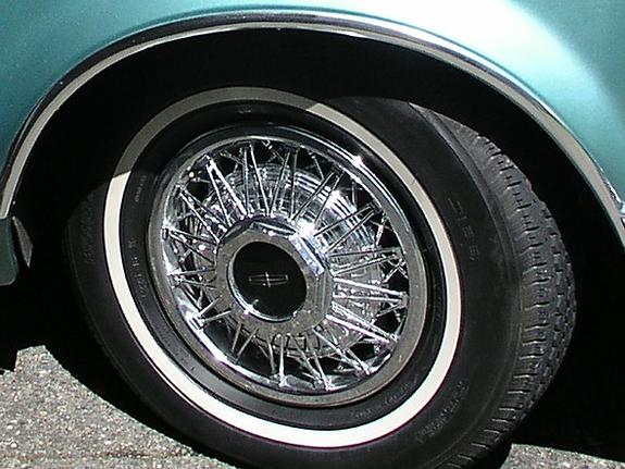 1979 Continental Mark V Pucci lacy spoke wheels