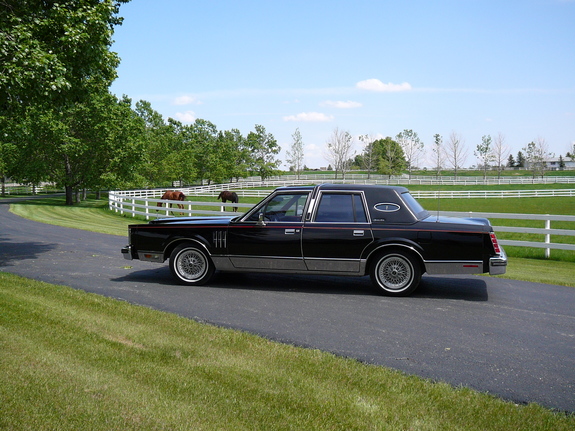 1981 Continental Mark VI Signature Series - Sedan 